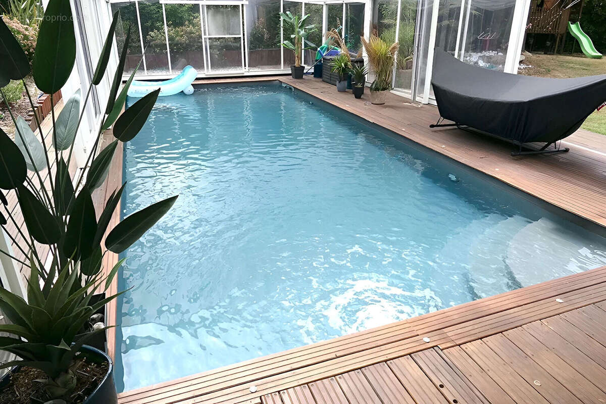 Propriété de 196 m2 - 4 Chambres - Piscine - Les Sorinieres - photo 6