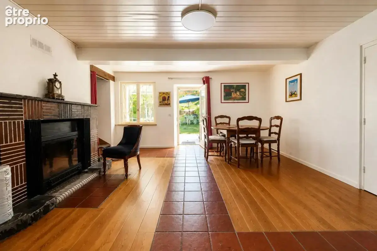 Maison de 6 pièces de 150 m² à Payrin-Augmontel - photo 5