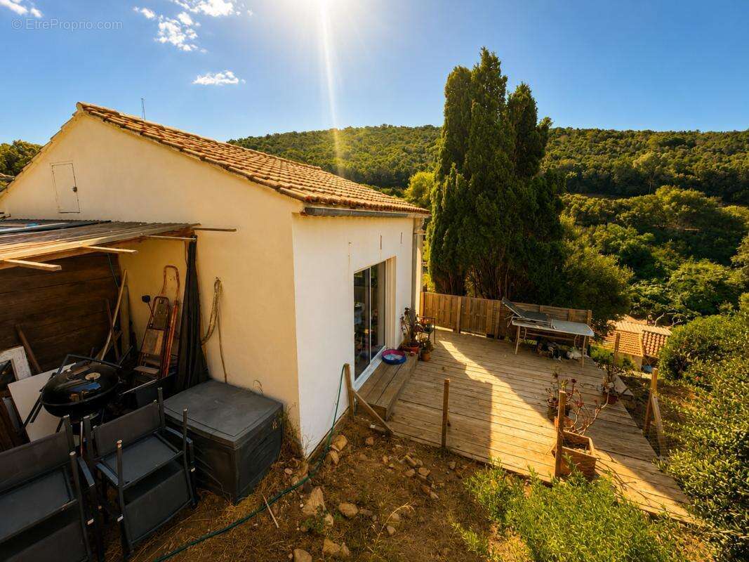 Maison 35 m² à Hyeres  - photo 10