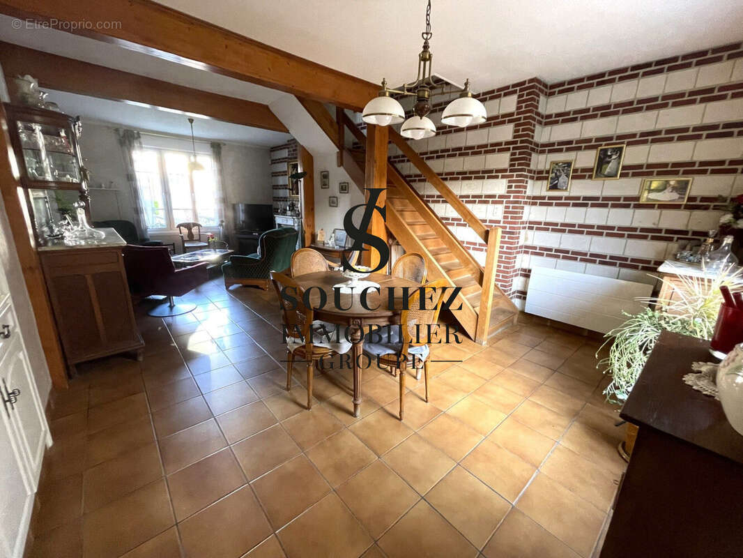 Maison à SAINTE-CATHERINE