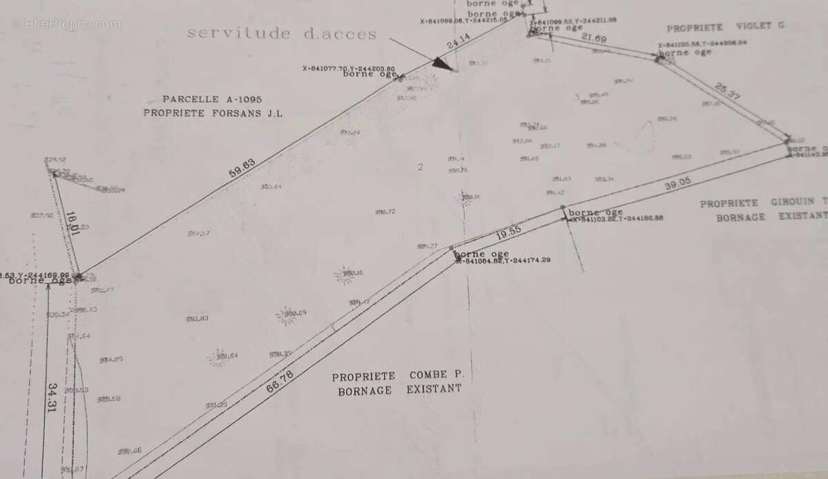Terrain à CORNILLON-SUR-L'OULE
