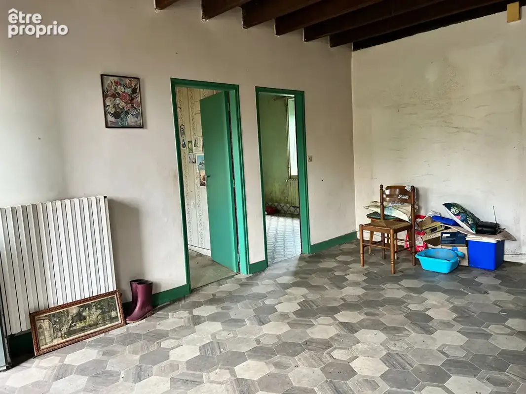Fermette à rénover - 80 m2 - 9000 m2 de terrain - photo 6