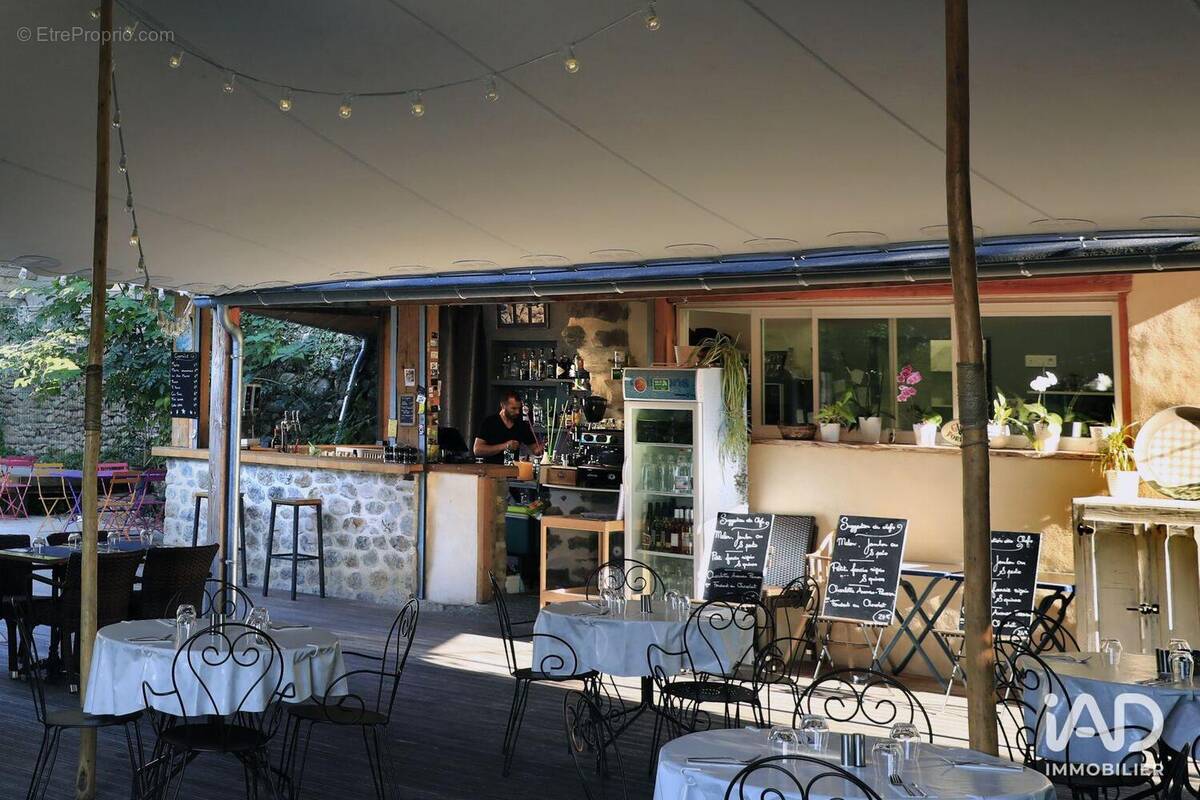 Photo 1 - Commerce à JOYEUSE