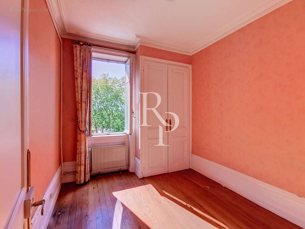 Appartement à LYON-5E
