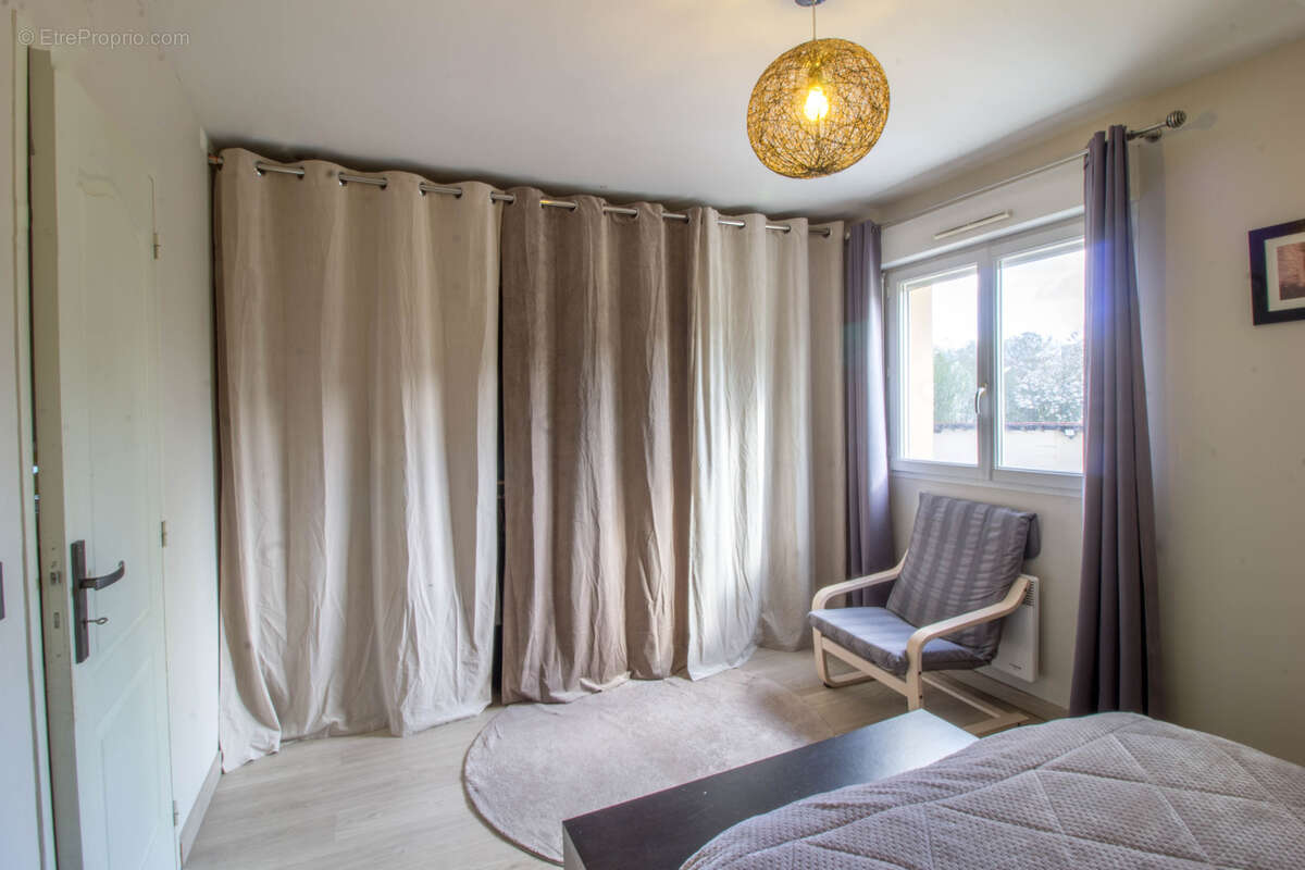 Maison à SAINT-GERMAIN-LES-ARPAJON