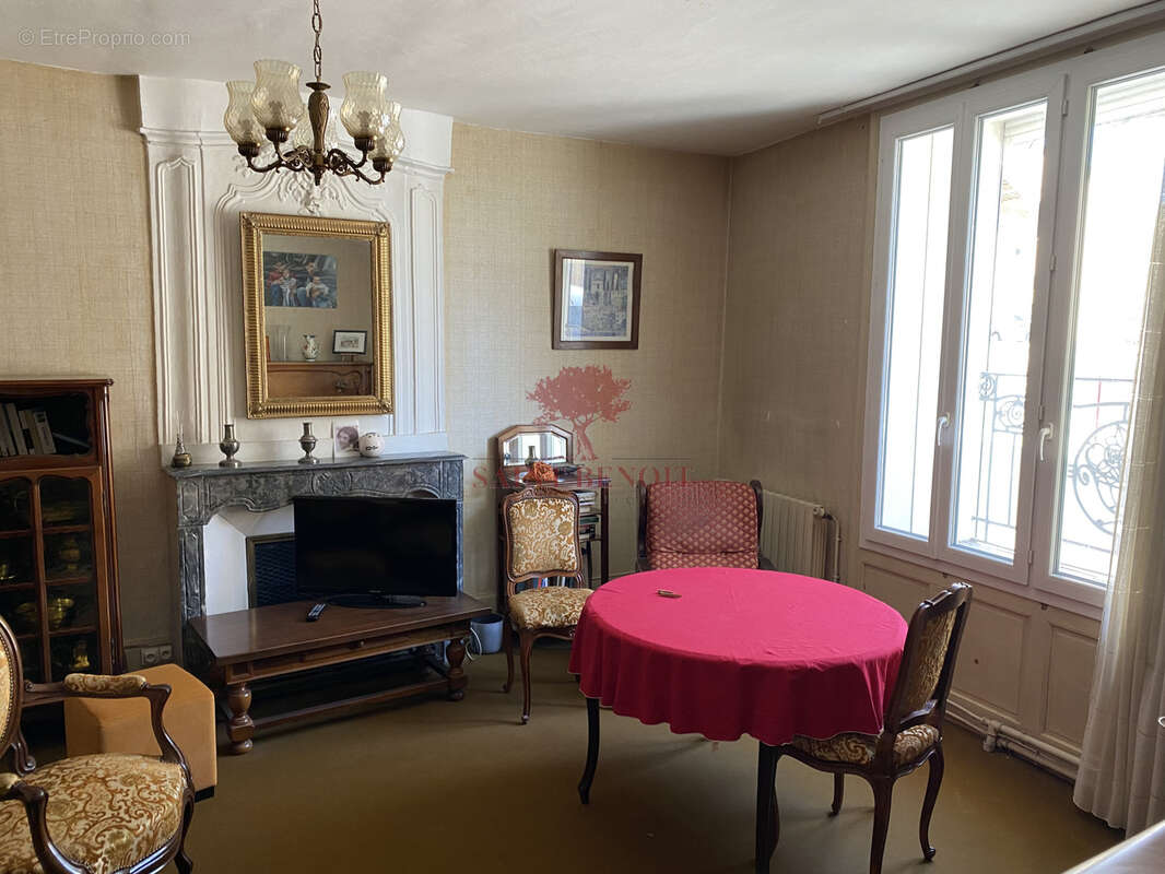 Maison à MONTPEYROUX