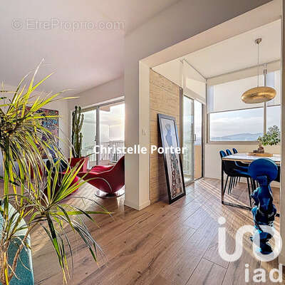 Photo 2 - Appartement à SIX-FOURS-LES-PLAGES