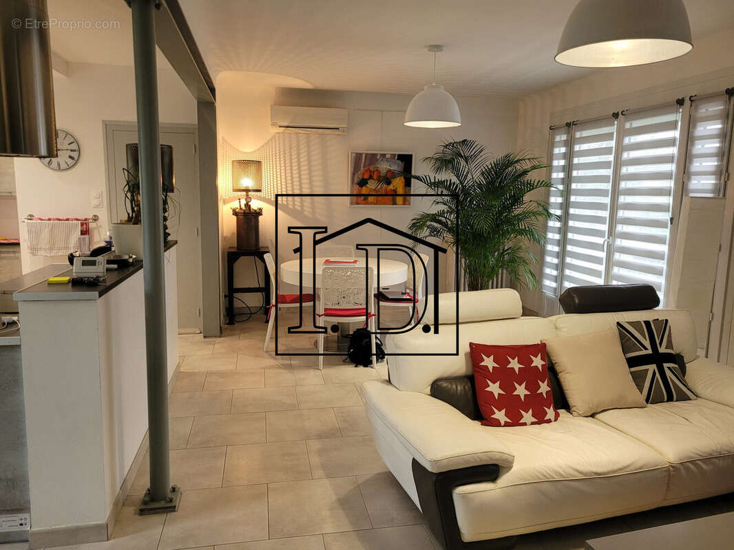 Séjour/Salon - Maison à BERGERAC