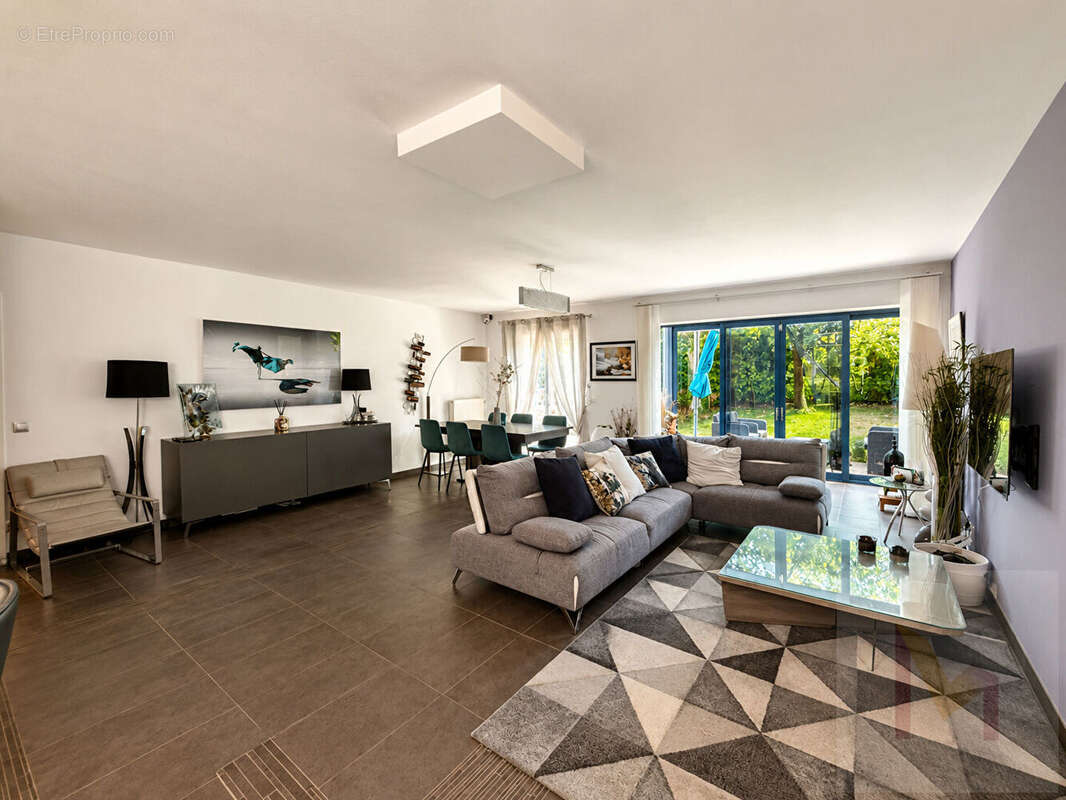 Maison à NEUILLY-PLAISANCE