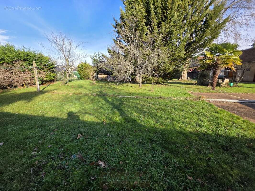 Maison à CORQUILLEROY