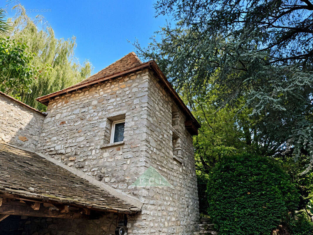 Maison à JUMEAUVILLE