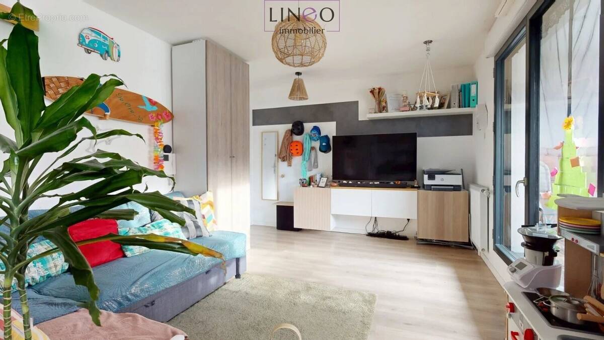 Appartement à THIAIS
