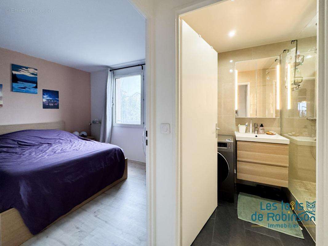 Appartement à LE PLESSIS-ROBINSON