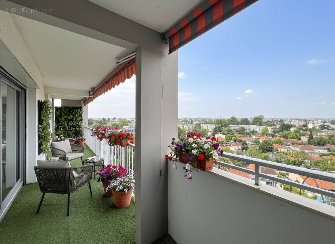 Appartement à BORDEAUX