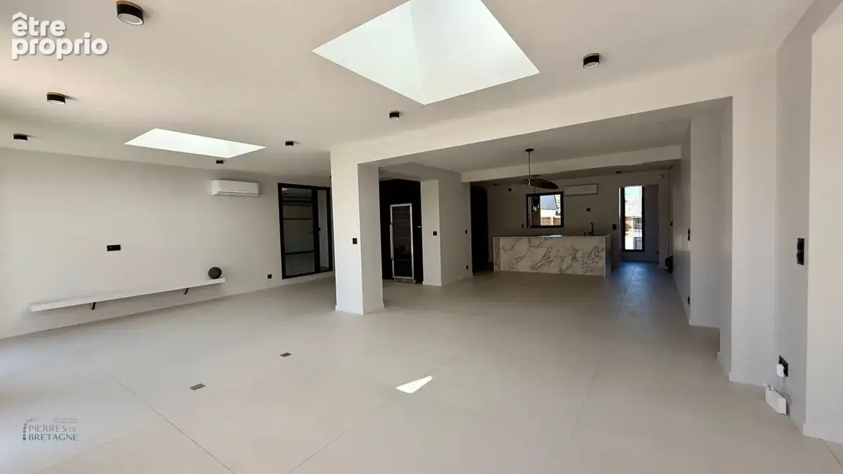 Maison contemporaine - 216 m2 - espace détente - GUILERS - photo 4