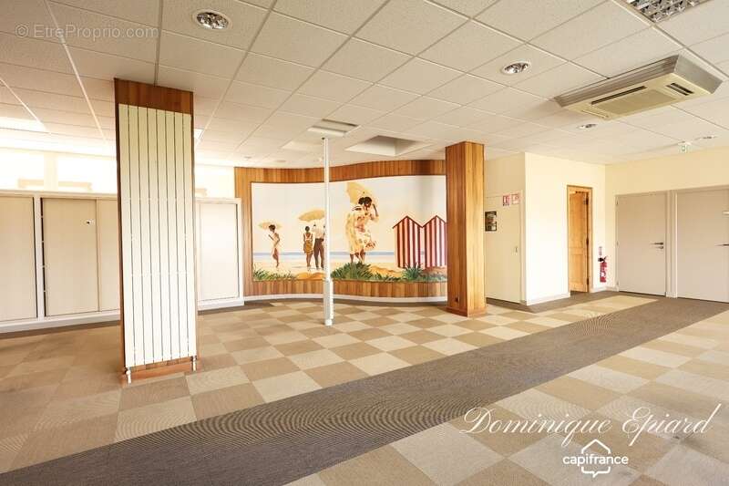 A VENDRE – Ensemble tertiaire prestations haut de gamme de plus 2 000 m² sur 9 000 m² – Niort - photo 9