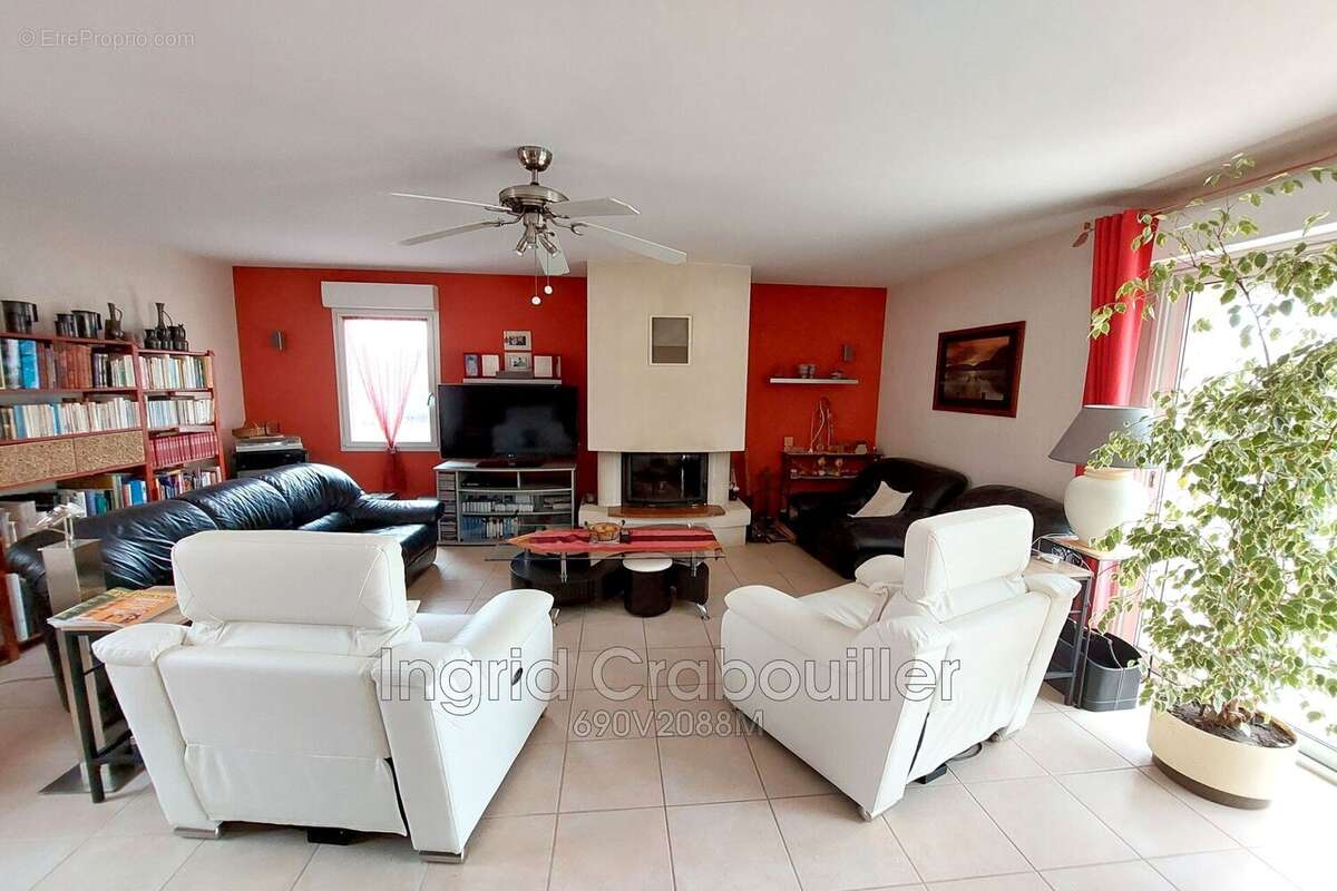 Maison à VAUX-SUR-MER