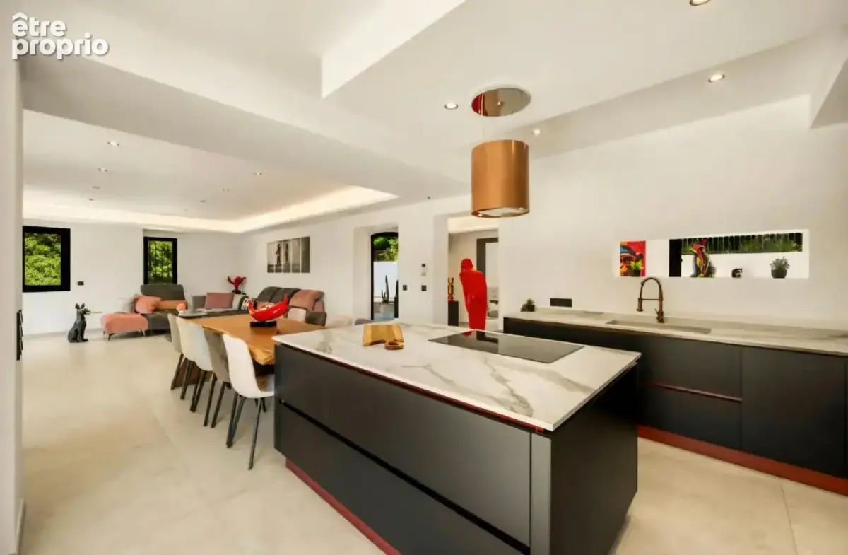 Villa renovee de 300m2 - 06330 roquefort-les-pins - photo 6