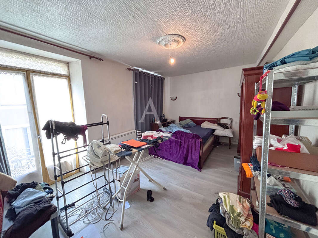 Maison à CHATEAU-GONTIER