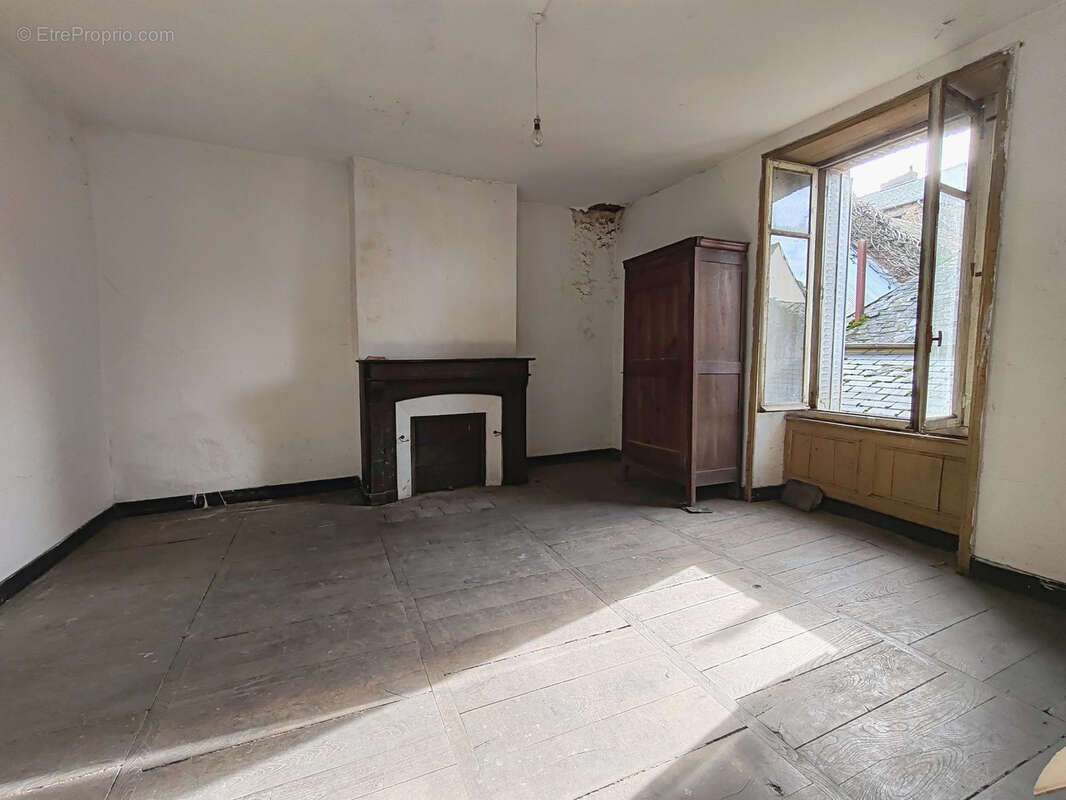 Maison à MARTIGNE-FERCHAUD