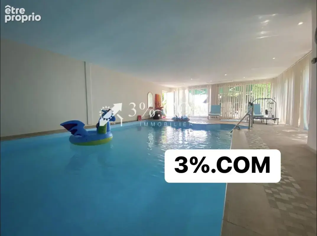 3%COM Belle propriété  avec piscine intérieure sur 16 ares - photo 6