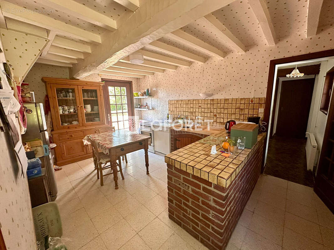 Proche Hesdin-la-Foret 6 pièce(s) 160 m2 - photo 5
