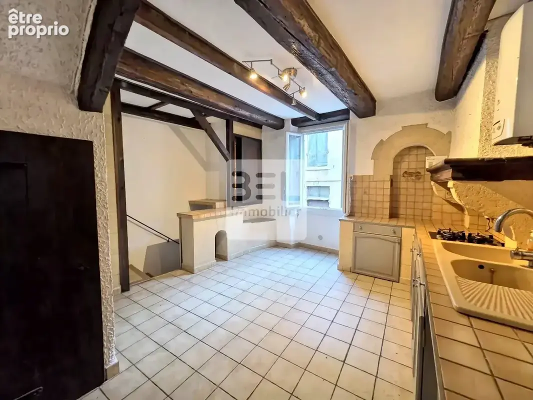 Maison à Bagnols-Sur-Ceze  - photo 1