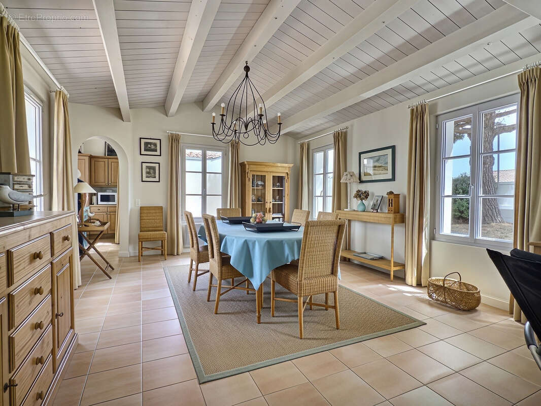 Maison dans un environnement privilégié à Loix - photo 7