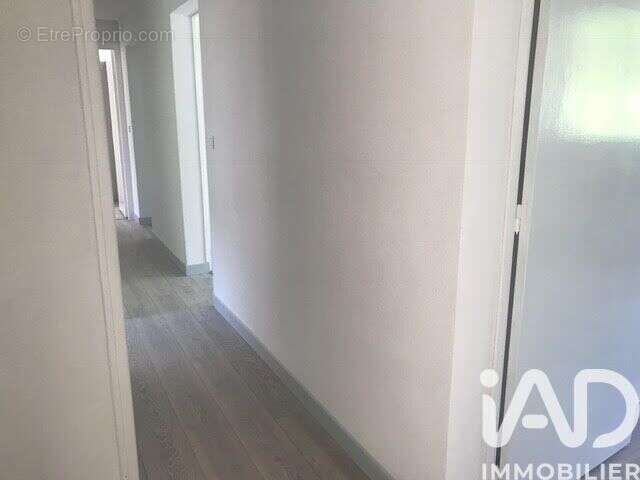 Photo 5 - Appartement à SALINS-LES-BAINS