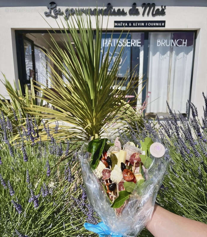 Commerce à BOURG-SAINT-ANDEOL