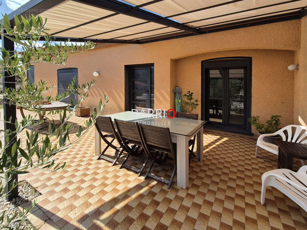 Maison à MONTESQUIEU-DES-ALBERES