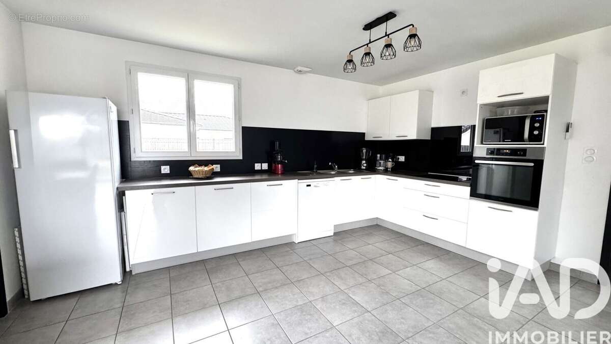 Photo 5 - Maison à MARCHEPRIME