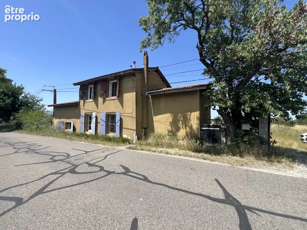 Corps de ferme à rénover intégralement sur 8 586 m2 de terrain - photo 17