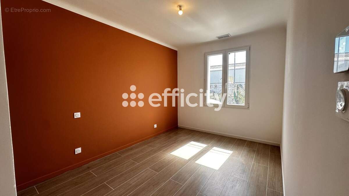 Maison 82 m² à Montelimar  - photo 7