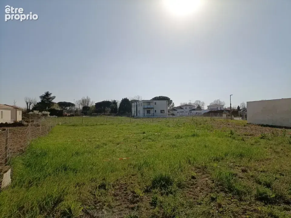 Terrain à TOURNEFEUILLE