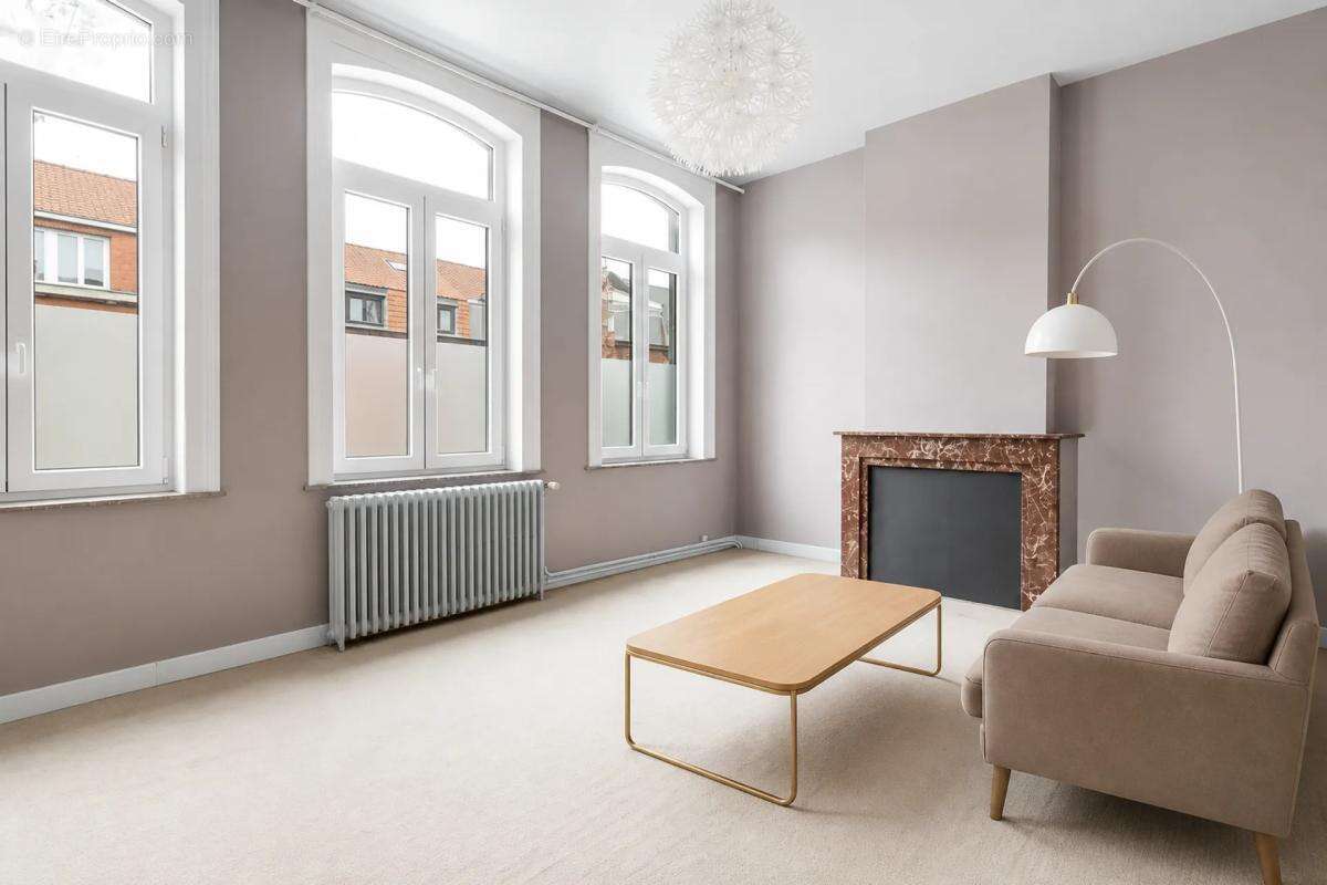 Charmante maison 9 pièces, Roubaix - Rénovation à prévoir - photo 8