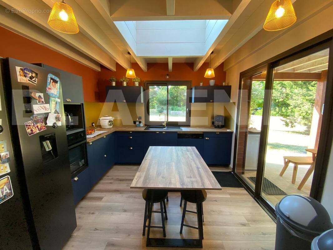 WhatsApp Image 2025-06-23 à 11 - Maison à SAINT-SATURNIN