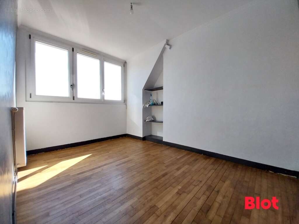 Maison à CHATEAUNEUF-D'ILLE-ET-VILAINE