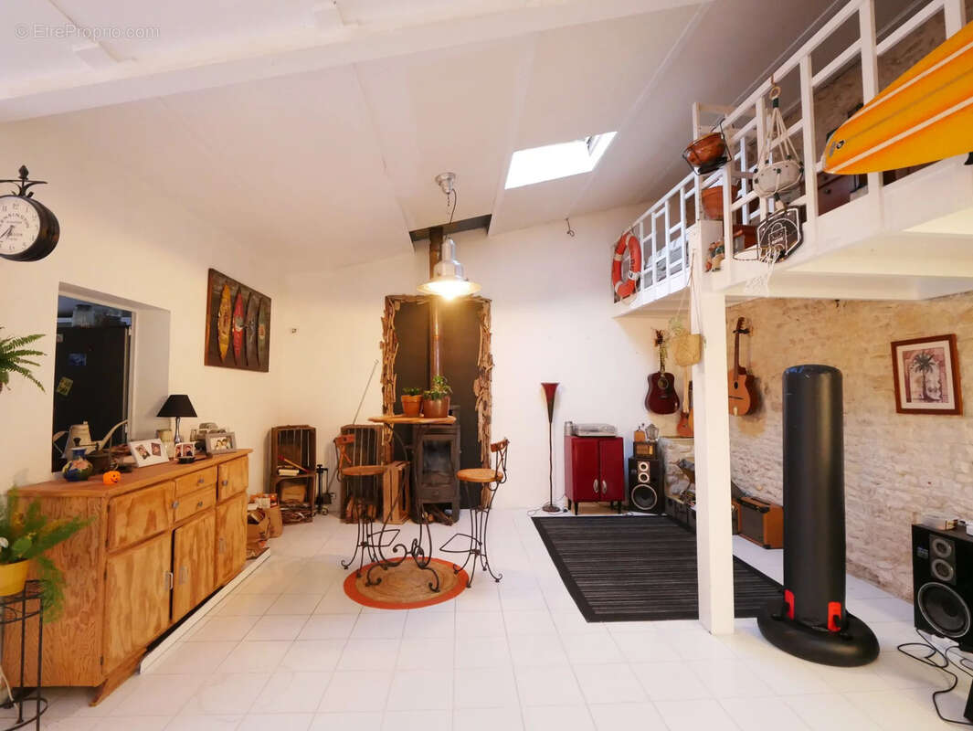 Maison à SAINT-MEDARD-D&#039;AUNIS