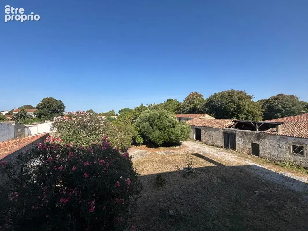 Demeure de charme du XIXᵉ siècle avec dépendances et chais – Île d’Oléron - photo 18