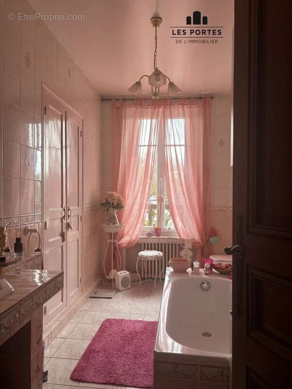 Maison à BUNO-BONNEVAUX