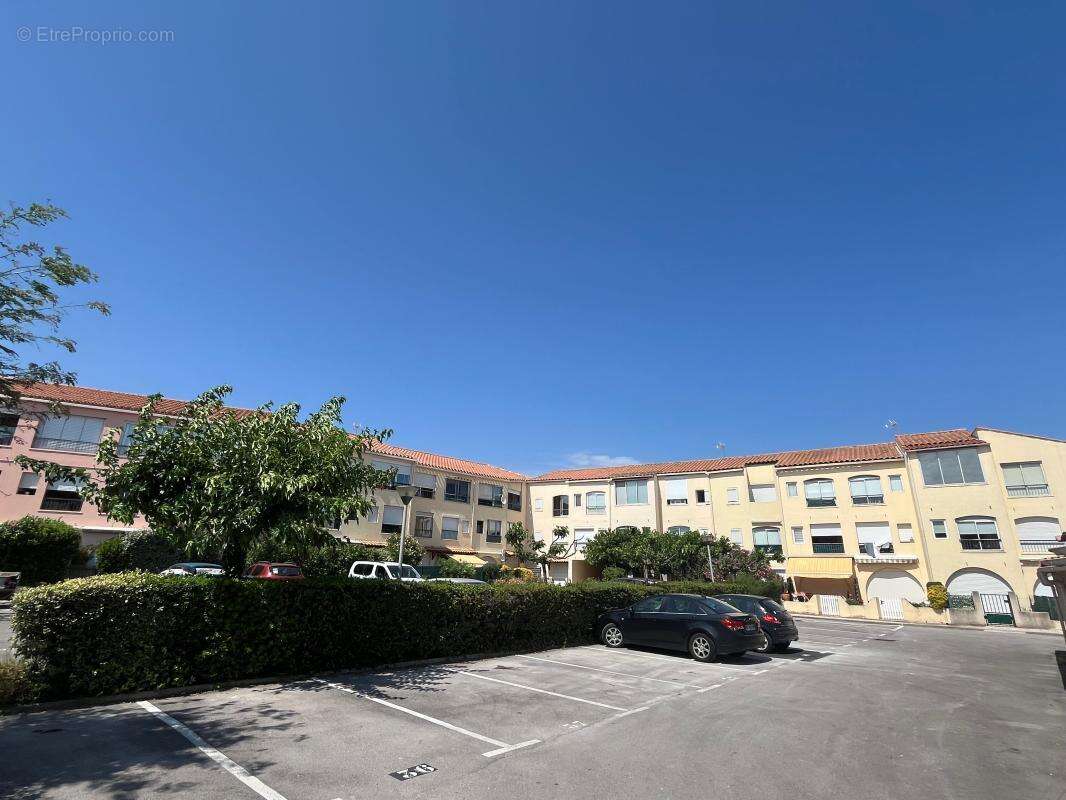 Appartement à MEZE