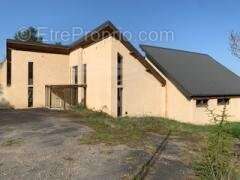 Commerce à MALEMORT-SUR-CORREZE