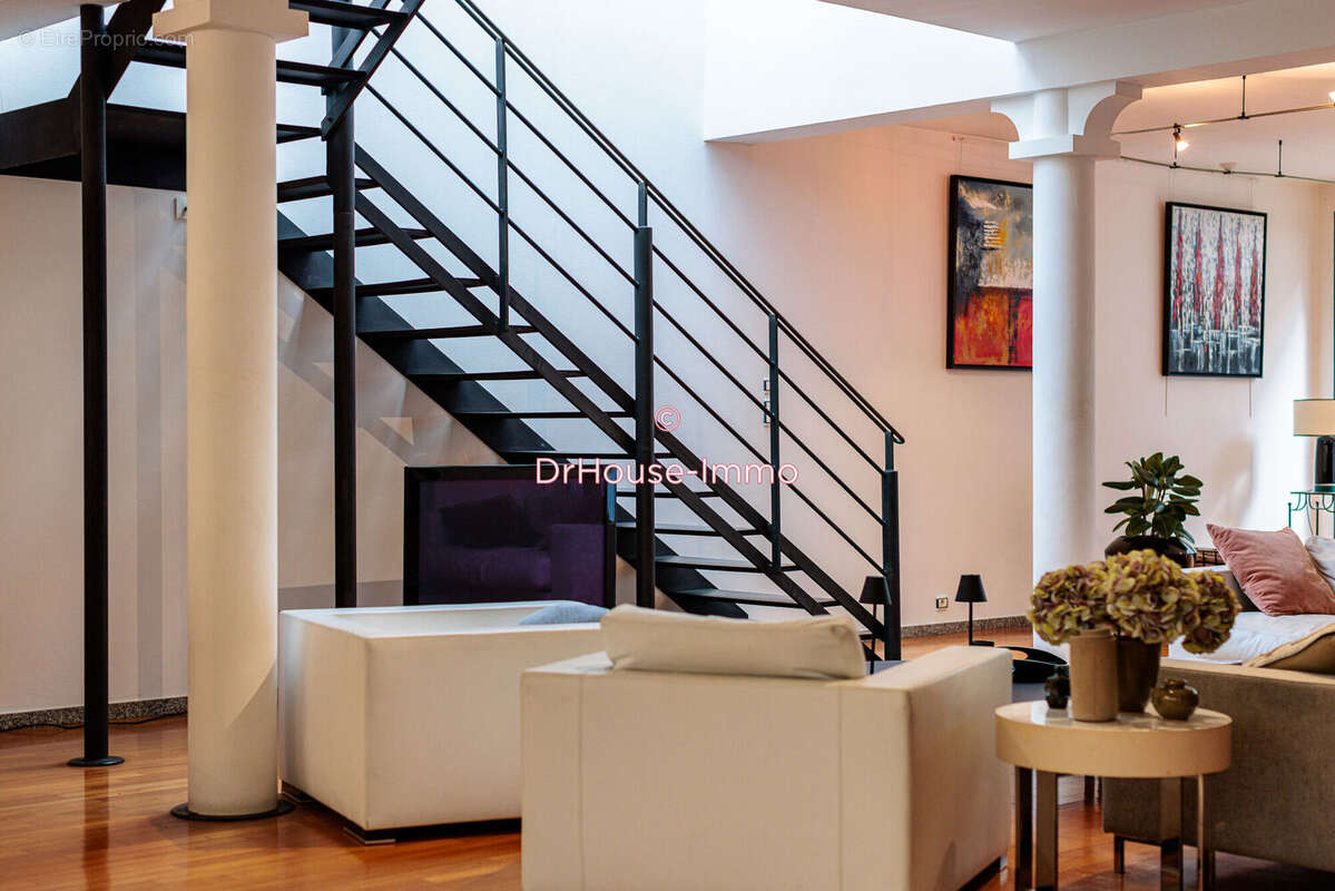 Maison 265 m² à Nantes  - photo 5