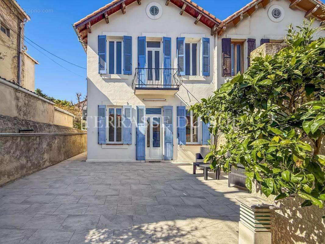Maison à MARSEILLE-8E