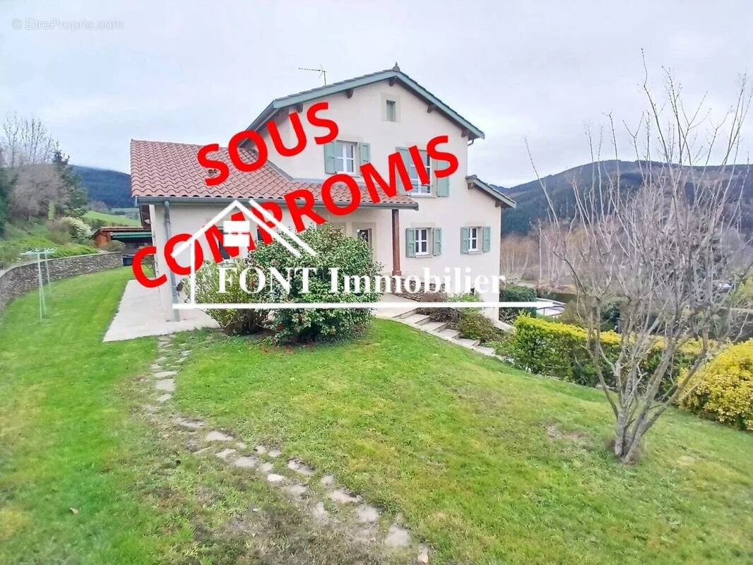 Maison à DOIZIEUX