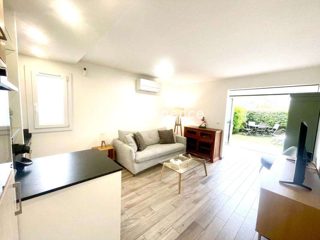 Appartement à SANARY-SUR-MER