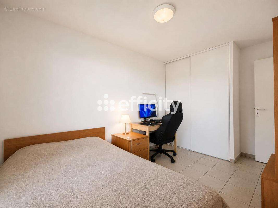 Appartement à MARSEILLE-13E