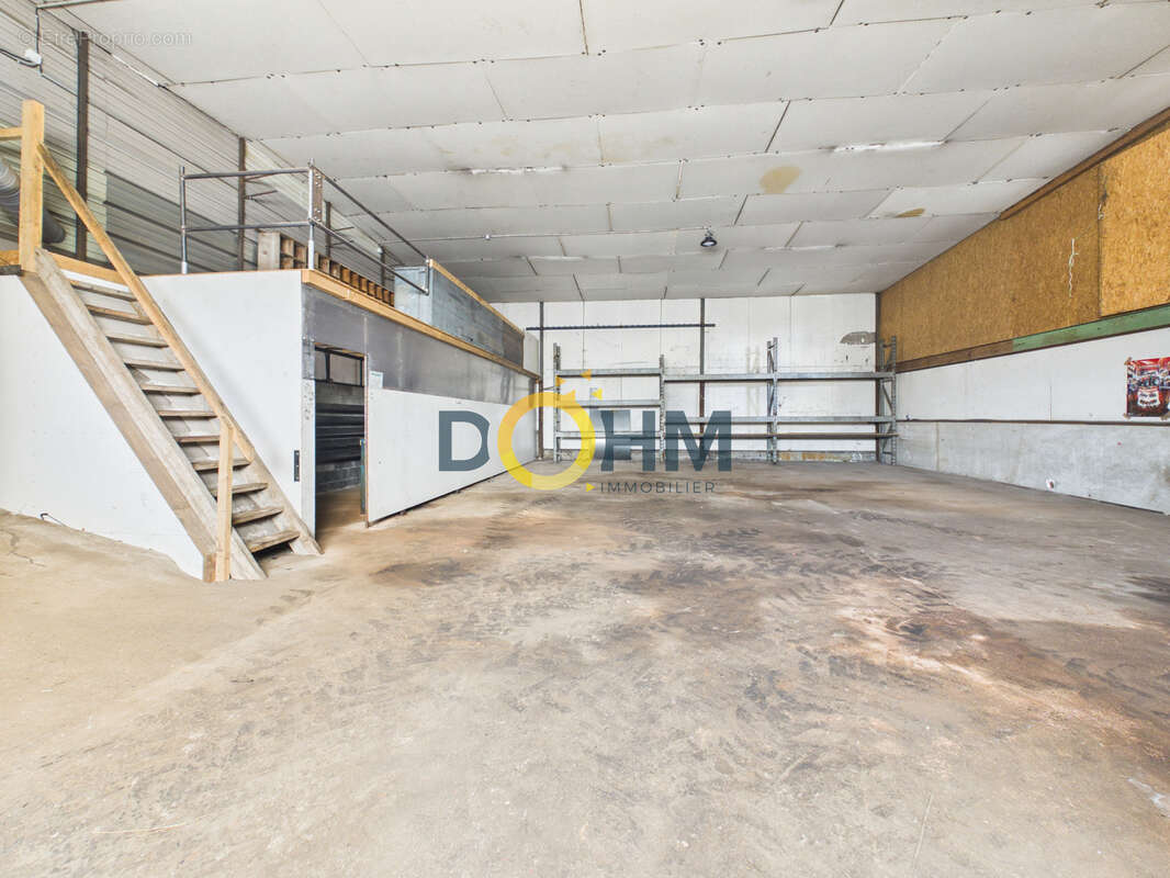 Local industriel 1670m2, carport 300m2 sur terrain de 7457m2 - photo 8
