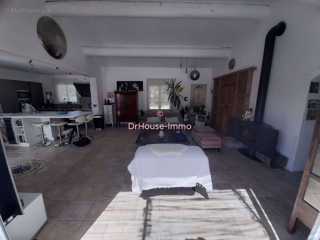 Maison 140 m² à Velaux  - photo 15